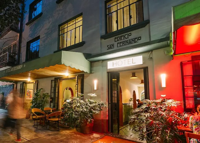 San Fernando Hotel *